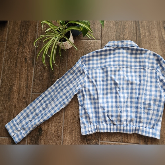 Lumiere cropped front twist button-up cotton long sleeve checkered top - Picture 8 of 12